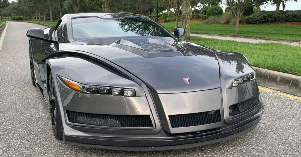 Guarda com'&egrave; cambiata una Corvette C6: Batmobile