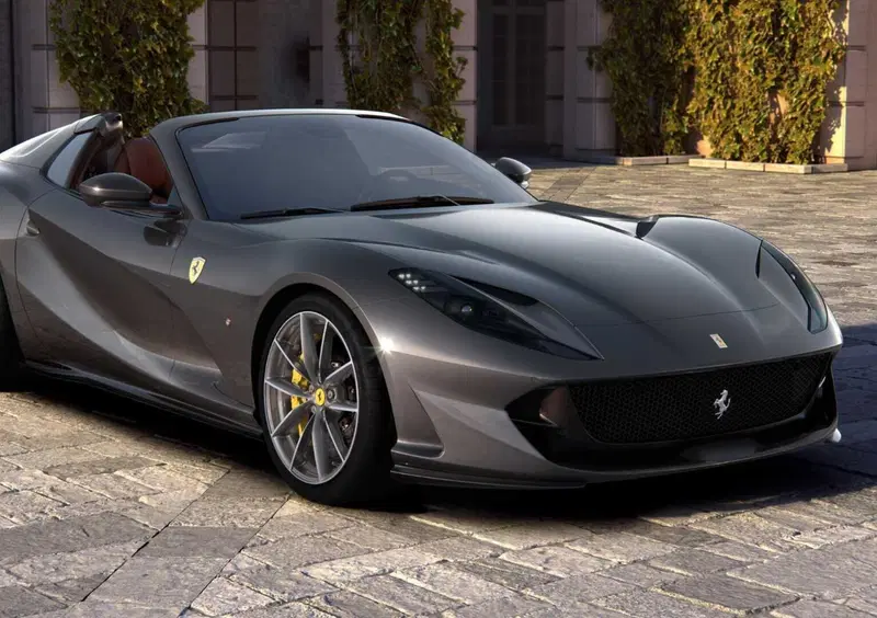 Ferrari 812 Spider (2019-22) (2)