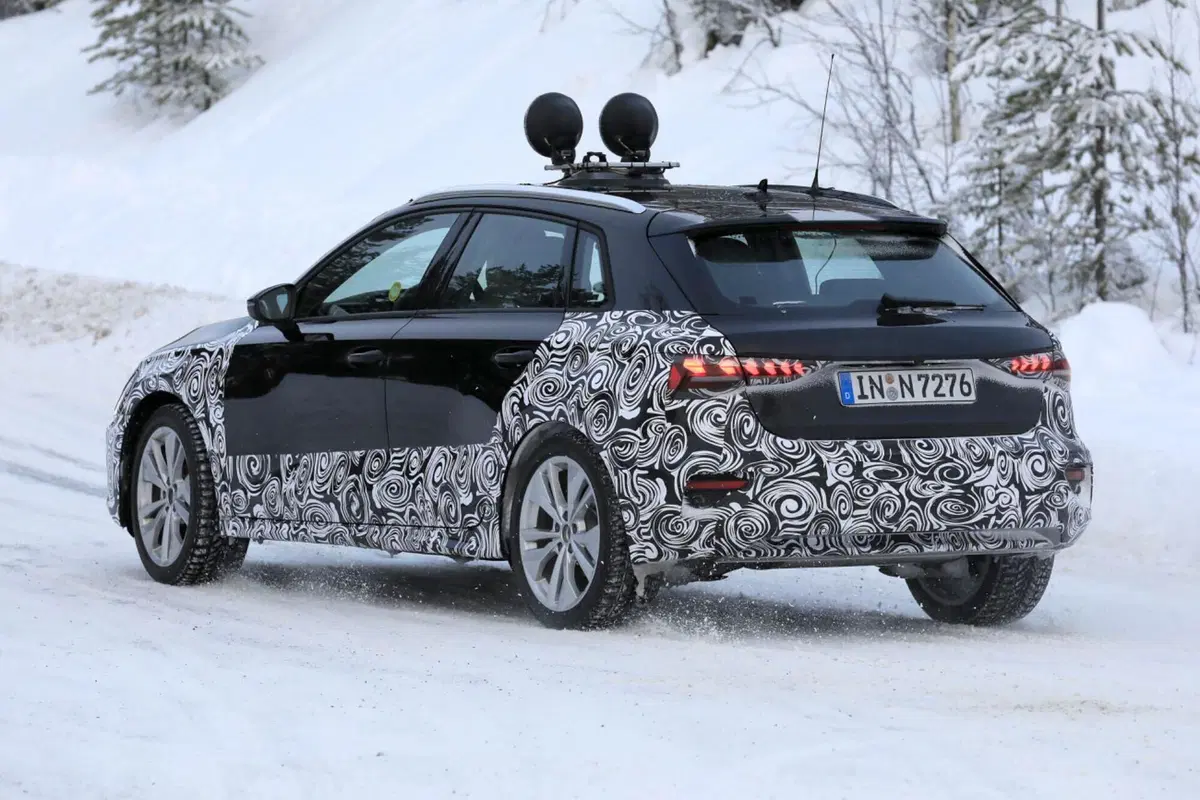 Il nuovo Facelift per l’Audi S3 e A3 è già in arrivo [Foto Spia] (10)