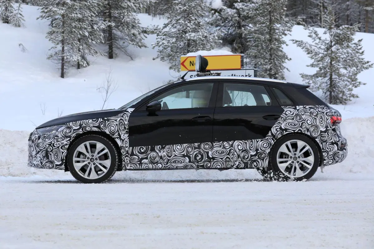 Il nuovo Facelift per l’Audi S3 e A3 è già in arrivo [Foto Spia] (26)