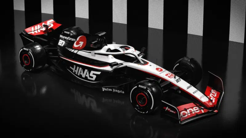 Formula 1 2023: Haas, svelata la livrea della VF-23