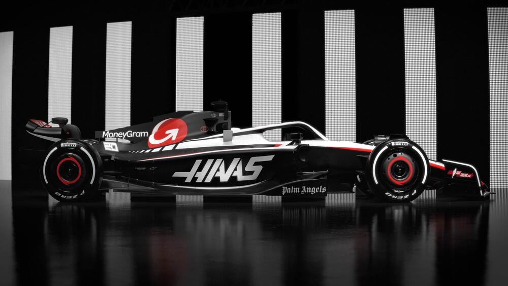 La livrea della Haas per la stagione 2023 di F1