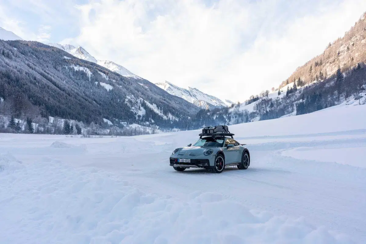 Porsche 911 Dakar: c'è una storia da raccontare, e non è sempre bella (13)