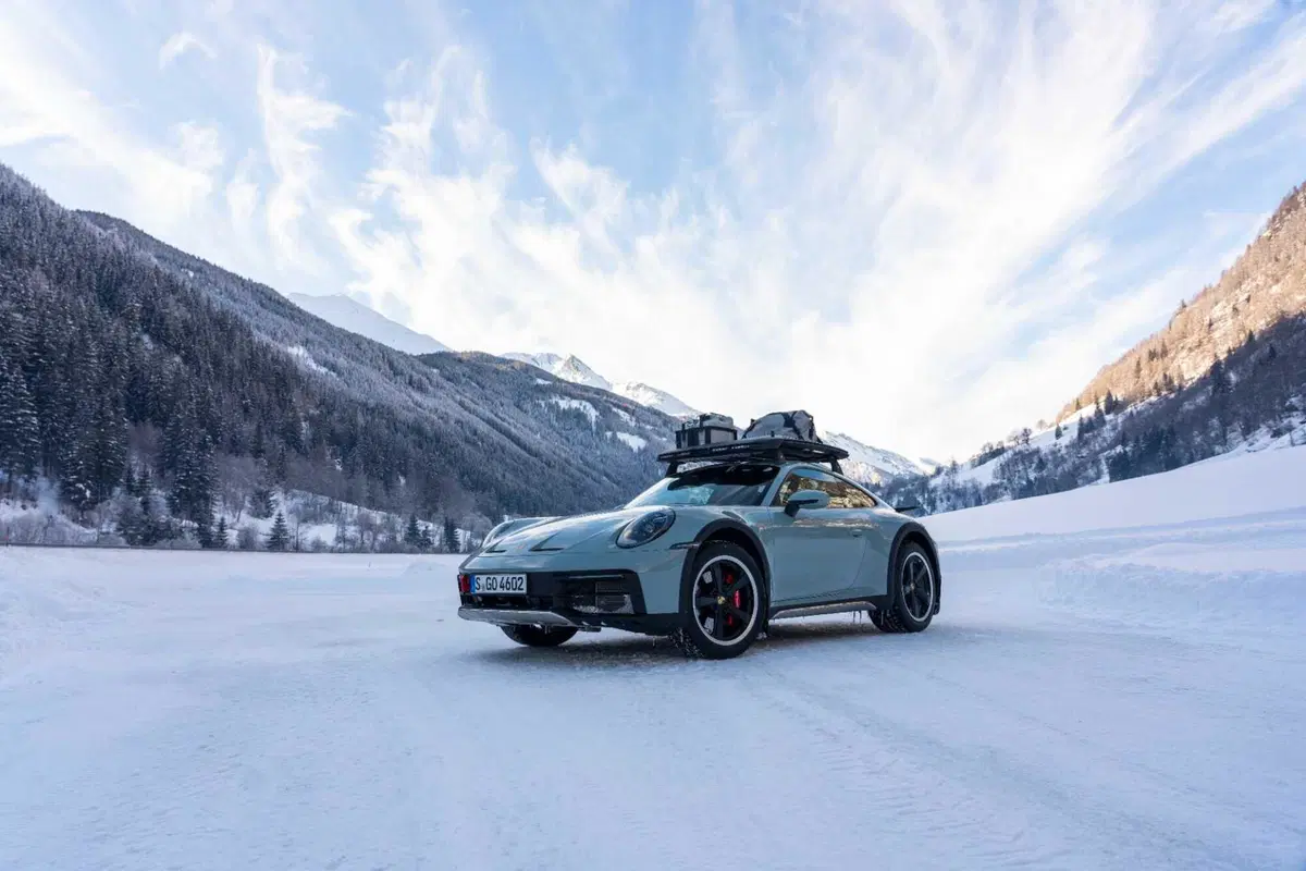 Porsche 911 Dakar: c'è una storia da raccontare, e non è sempre bella (16)