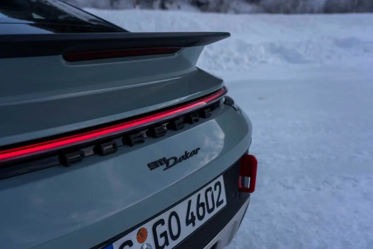 Porsche 911 Dakar: c'è una storia da raccontare, e non è sempre bella (22)