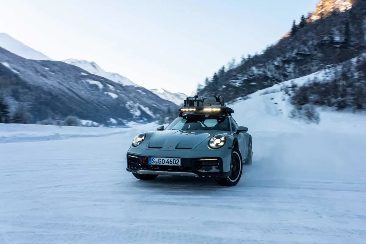 Porsche 911 Dakar: c'è una storia da raccontare, e non è sempre bella (28)