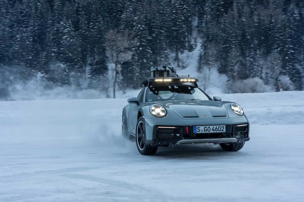 Porsche 911 Dakar: c'è una storia da raccontare, e non è sempre bella (33)