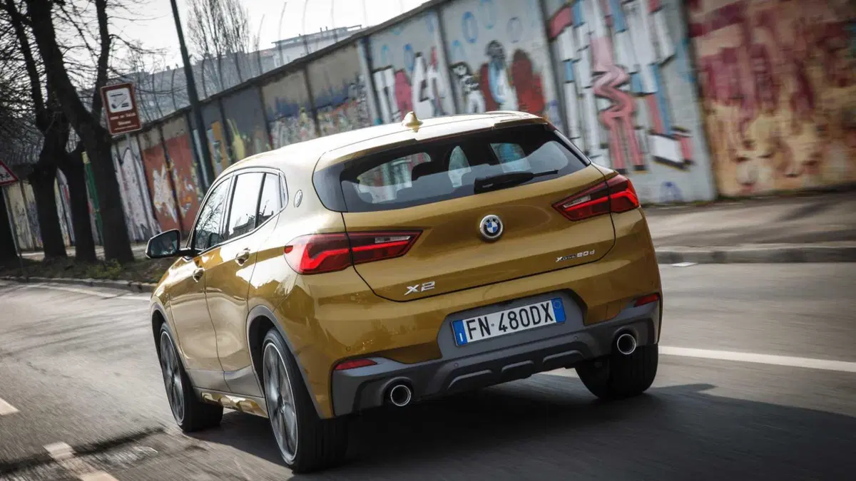 BMW X2 sDrive20d Business-X (6)