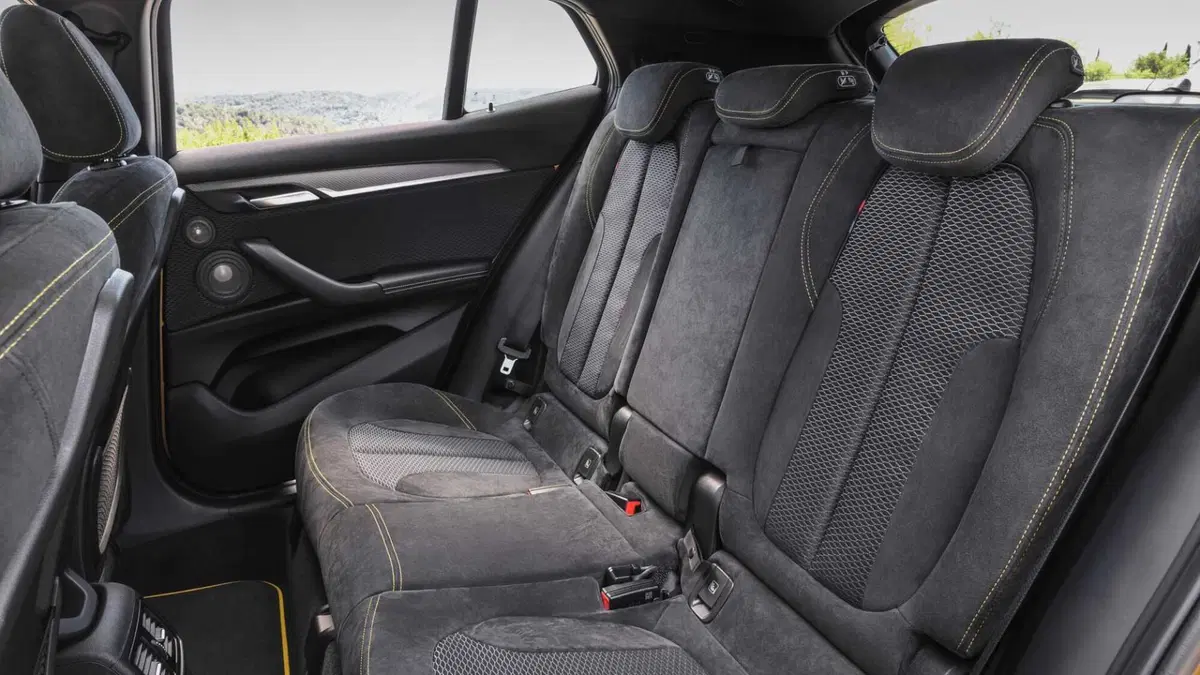 BMW X2 sDrive20d Business-X (9)