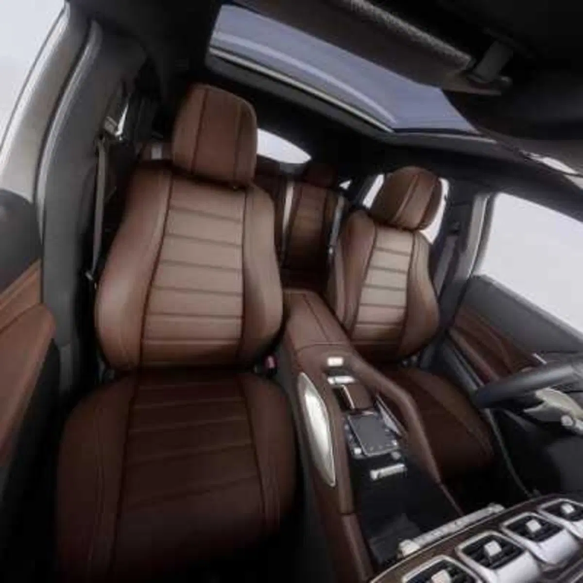 Mercedes GLE Suv e Coupé aggiornate: tutti i motori elettrificati  (8)