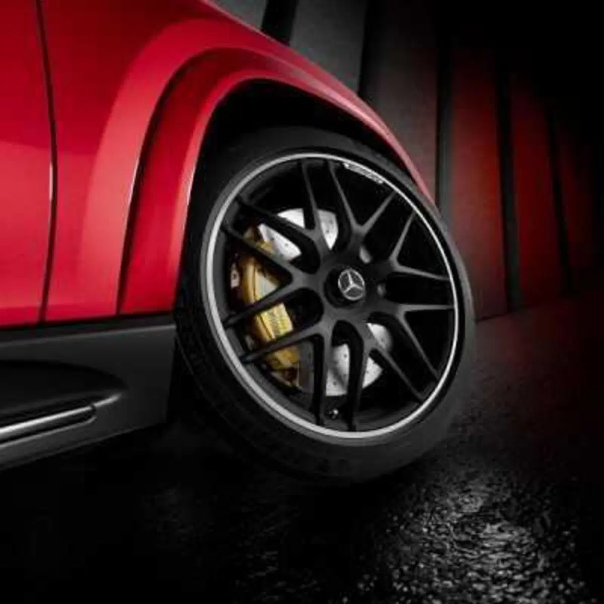 Mercedes GLE Suv e Coupé aggiornate: tutti i motori elettrificati  (35)