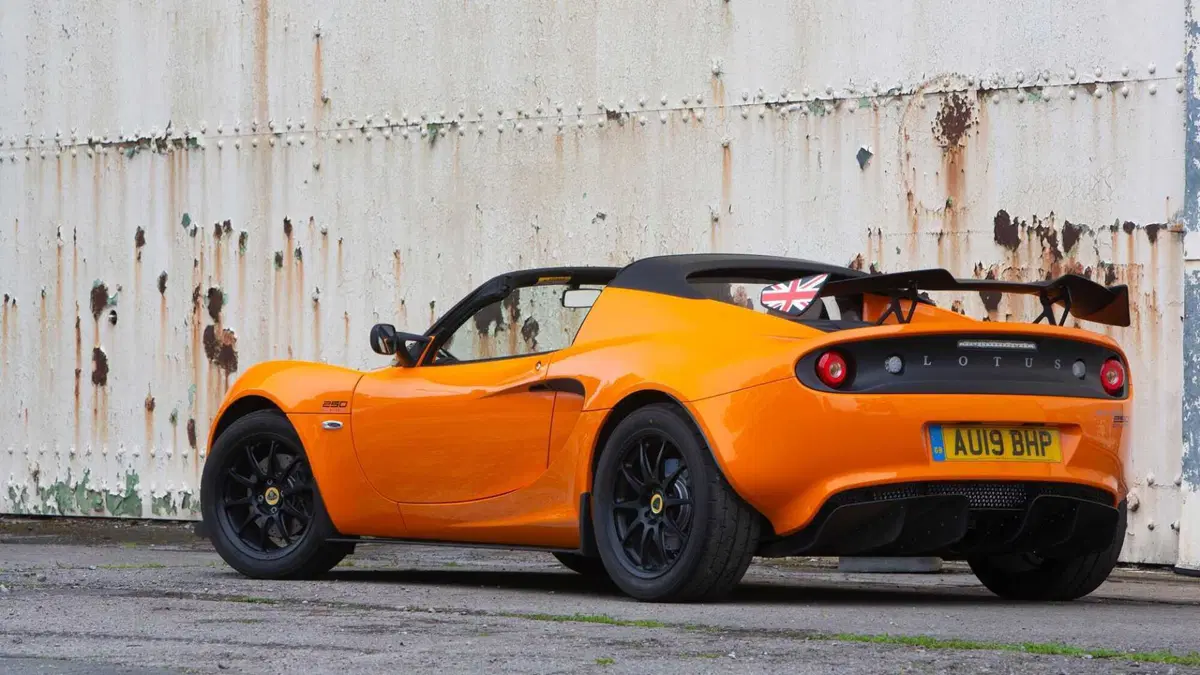 Lotus Elise Cup 250 Final Edition (3)