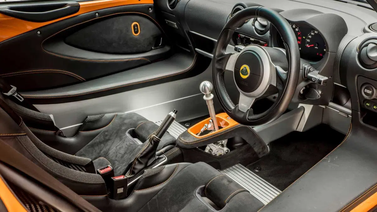 Lotus Elise Cup 250 Final Edition (6)