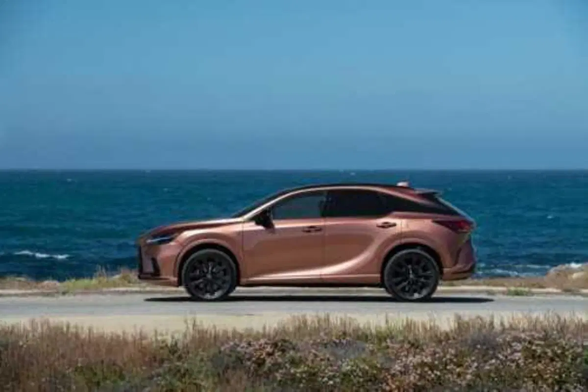 Lexus RX500h, ovvero l'ibrido evoluto che si sposta con il turbo sportivo (17)