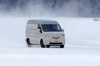 Renault Master, il Diesel verr&agrave; proposto con l&rsquo;Elettrico [Foto Spia]
