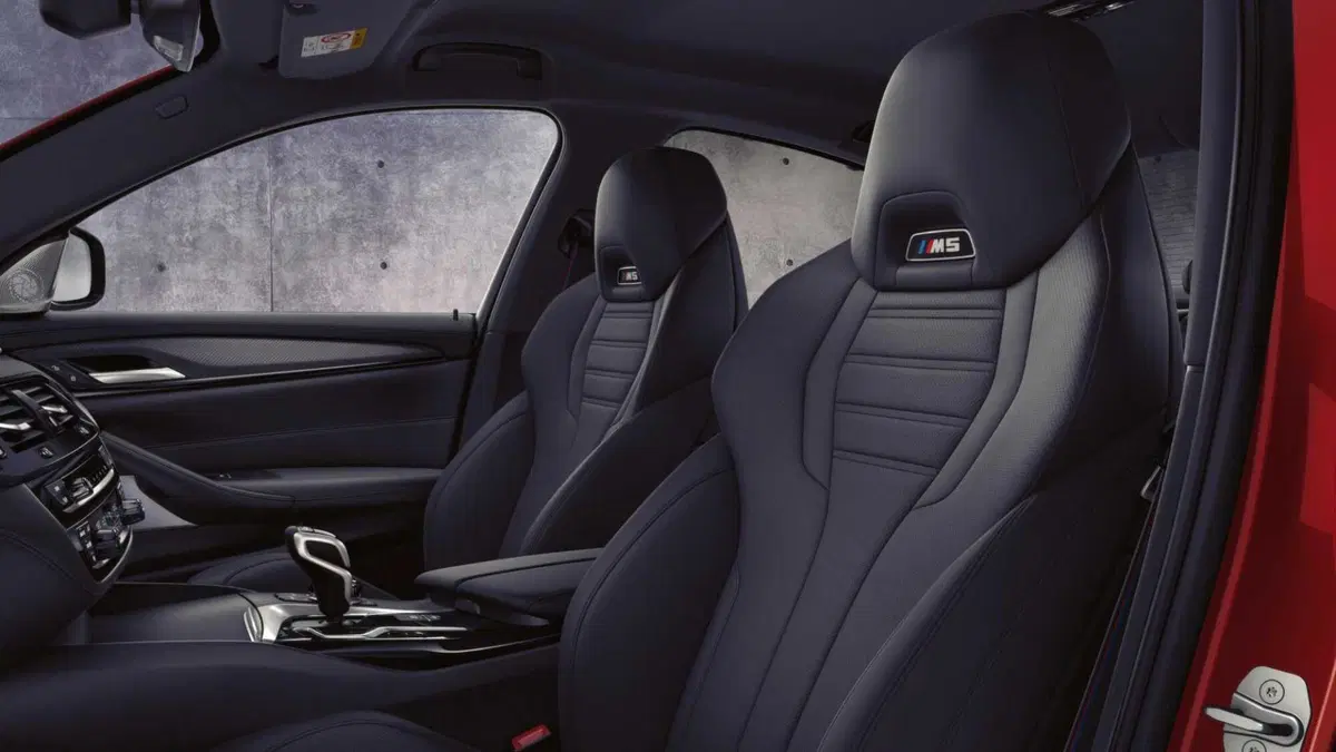 BMW Serie 5 M5 Competition (9)