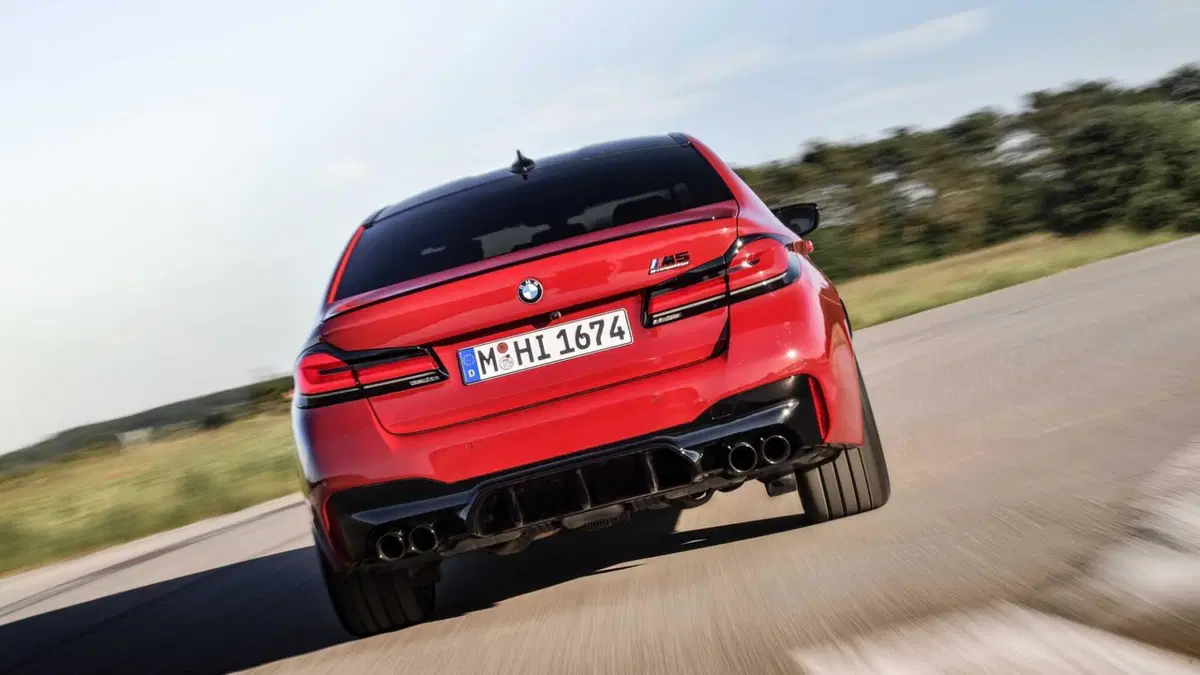 BMW Serie 5 M5 Competition (6)