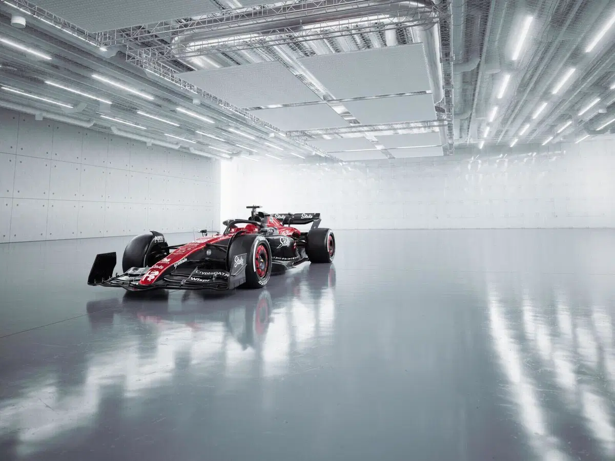 Formula 1: Alfa Romeo, tolti i veli alla C43 (5)
