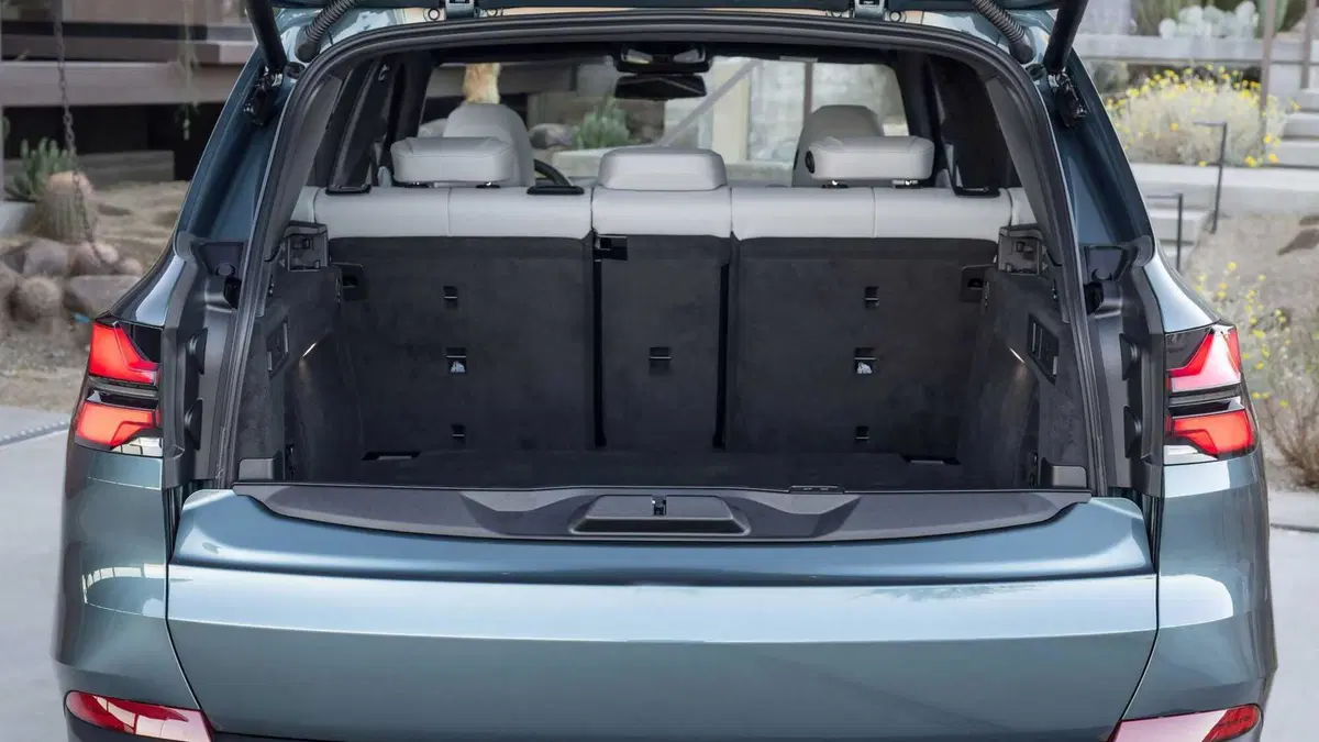 BMW X5 e X6 si mostrano nel nuovo restyling (10)