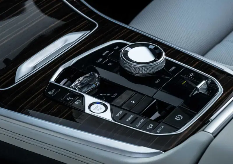 BMW X5 (2018-->>) (17)