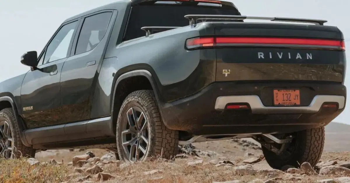 Polestar e Rivian: l'auto elettrica da sola non basta