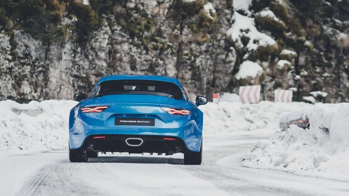 Alpine A110 (5)