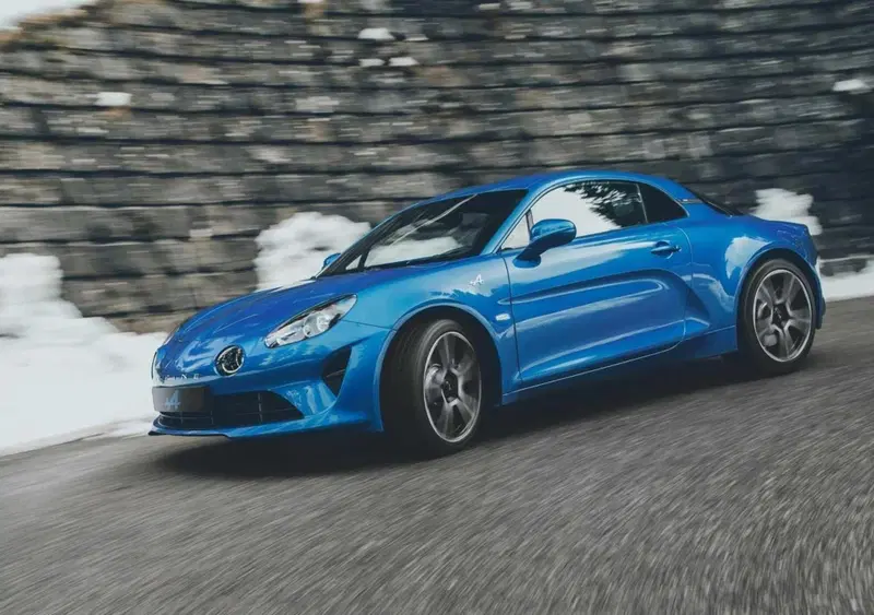 Alpine A110 (2)