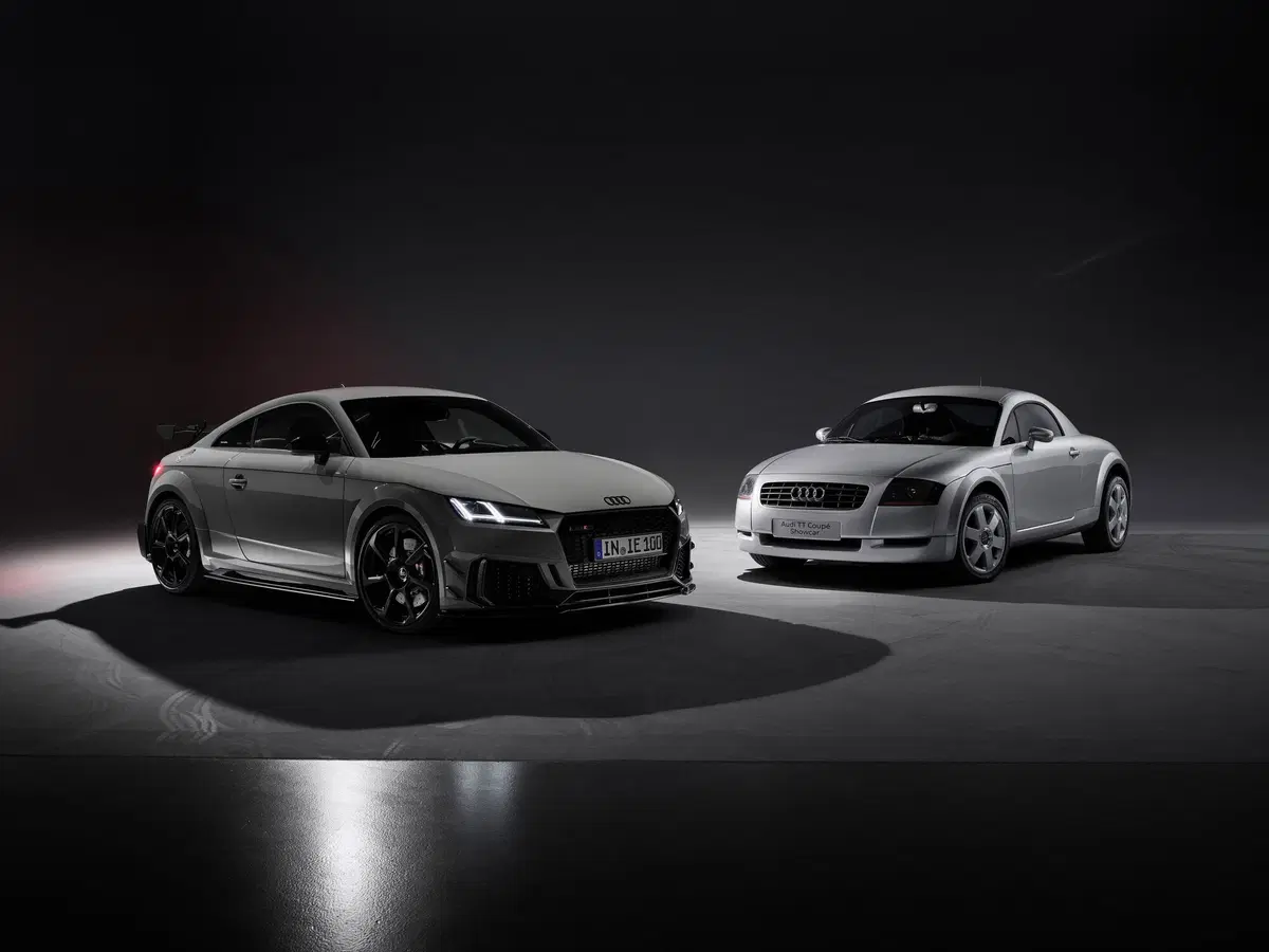 La salutiamo con rispetto: Audi TT, addio dopo 25 anni, ma 5 italiani avranno l'ultima