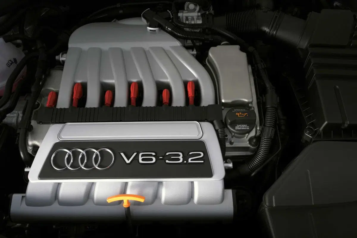 La salutiamo con rispetto: Audi TT, addio dopo 25 anni, ma 5 italiani avranno l'ultima