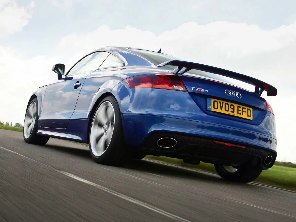 La salutiamo con rispetto: Audi TT, addio dopo 25 anni, ma 5 italiani avranno l'ultima (22)