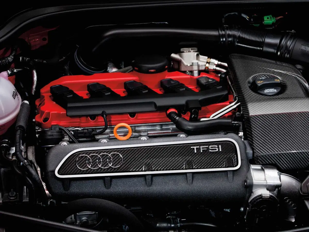 La salutiamo con rispetto: Audi TT, addio dopo 25 anni, ma 5 italiani avranno l'ultima (26)