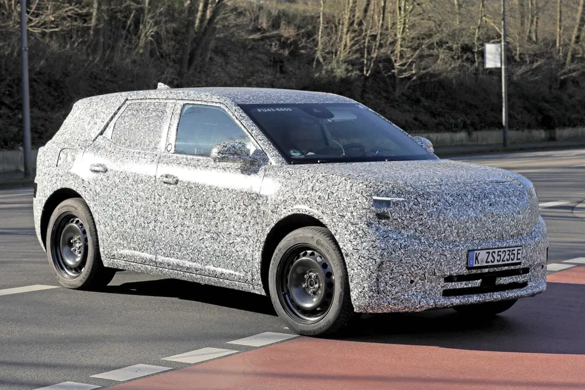 Nuovo Suv Ford elettrico, più tedesco che americano [Foto Spia] (4)