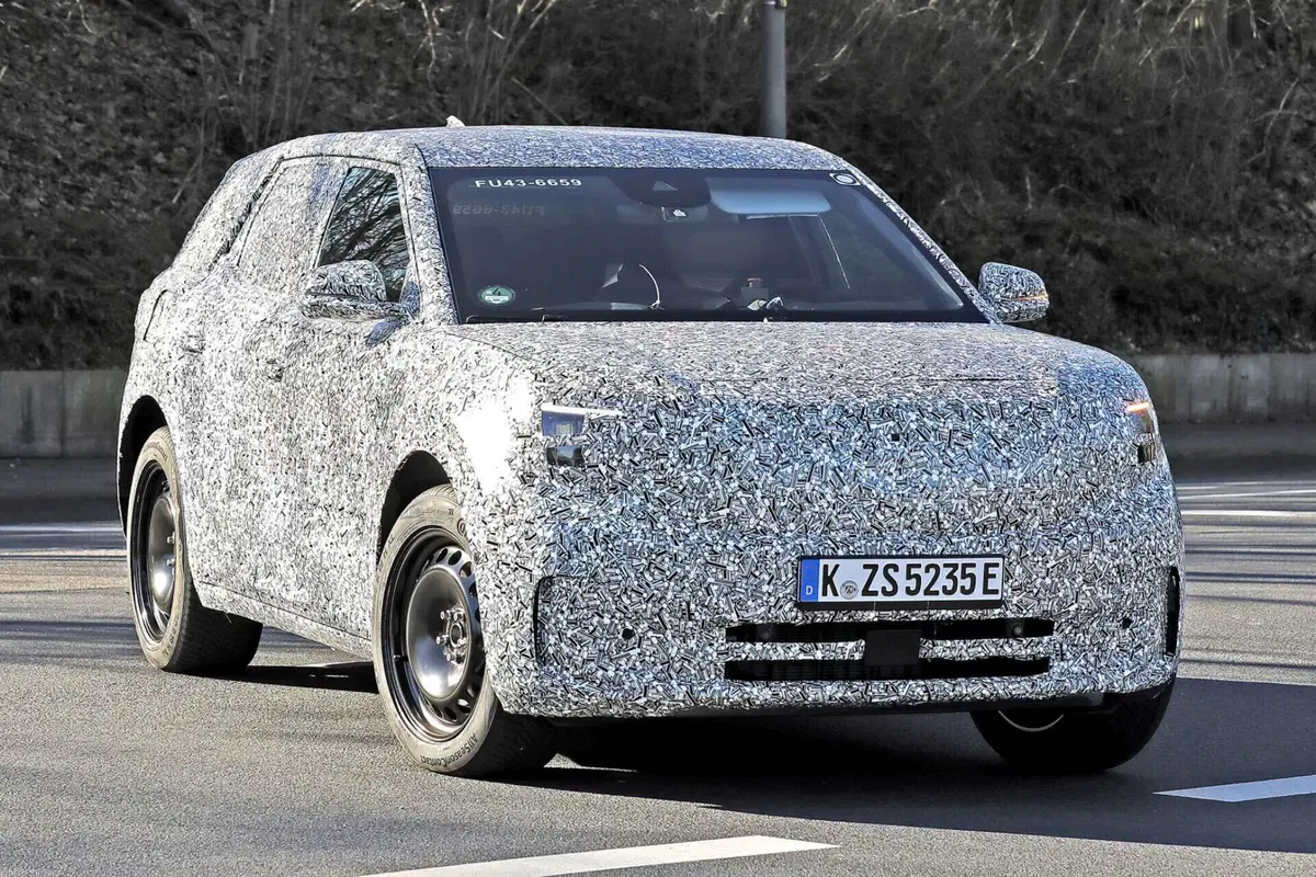 Nuovo Suv Ford elettrico, più tedesco che americano [Foto Spia] (9)