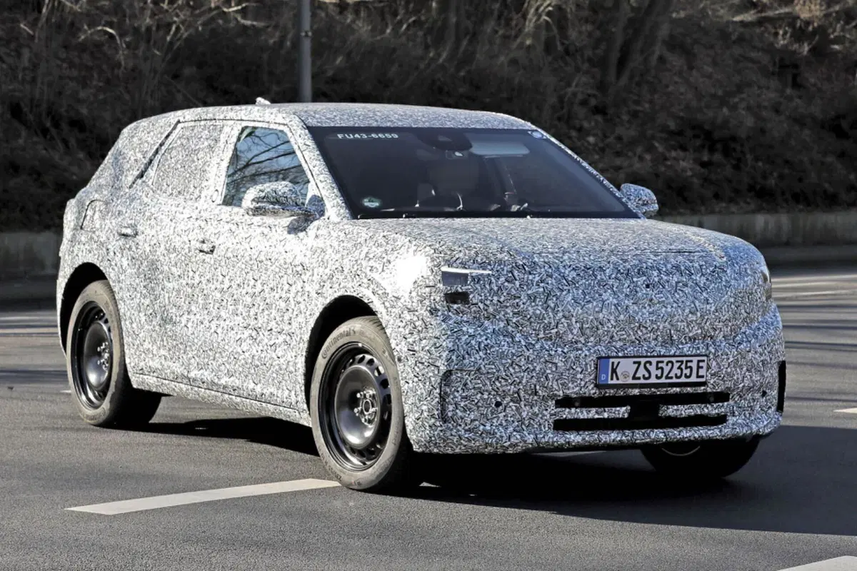 Nuovo Suv Ford elettrico, più tedesco che americano [Foto Spia] (10)