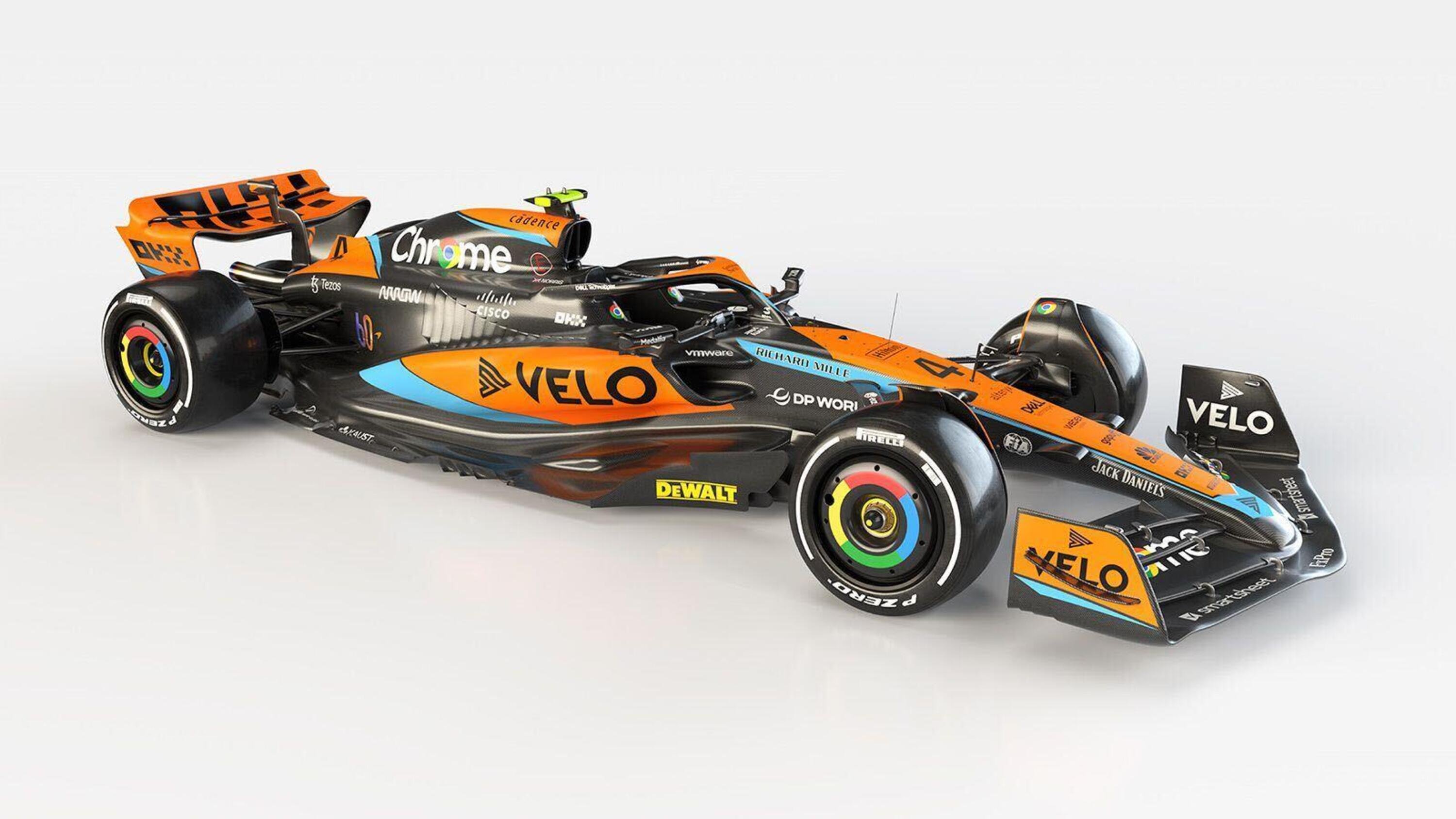 Formula 1 2023. McLaren, tolti i veli alla MCL60