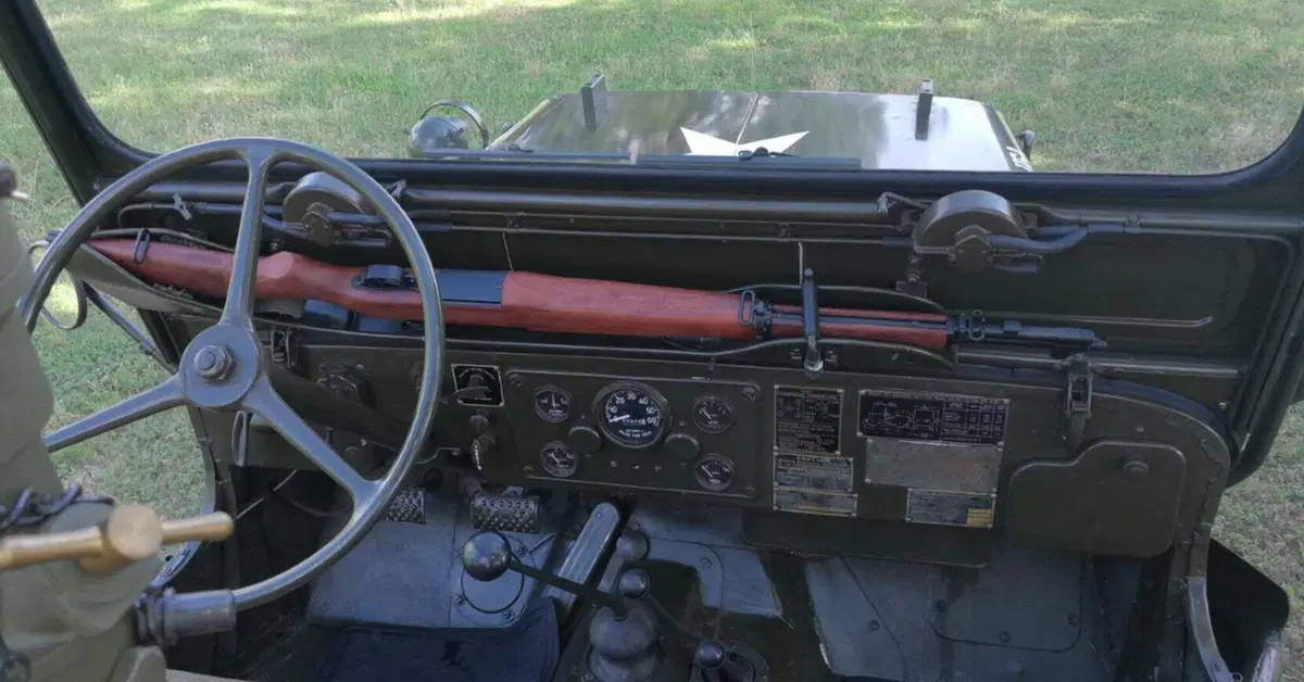 Strani oggetti in auto, armi, attrezzi, liquidi. Se vi fermano, bisogna spiegare che...