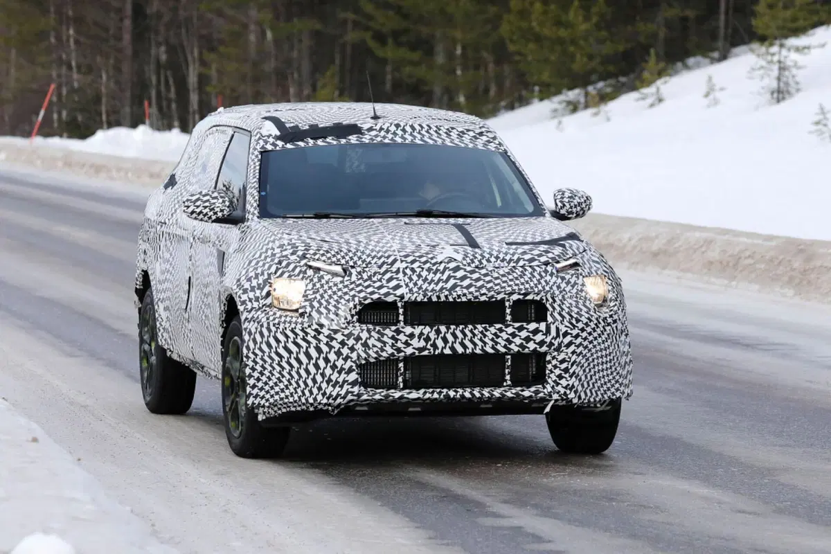 Nuova Citroën C3 Aircross, sarà elettrica e ibrida (Mild-Hybrid) [Foto Spia] (4)