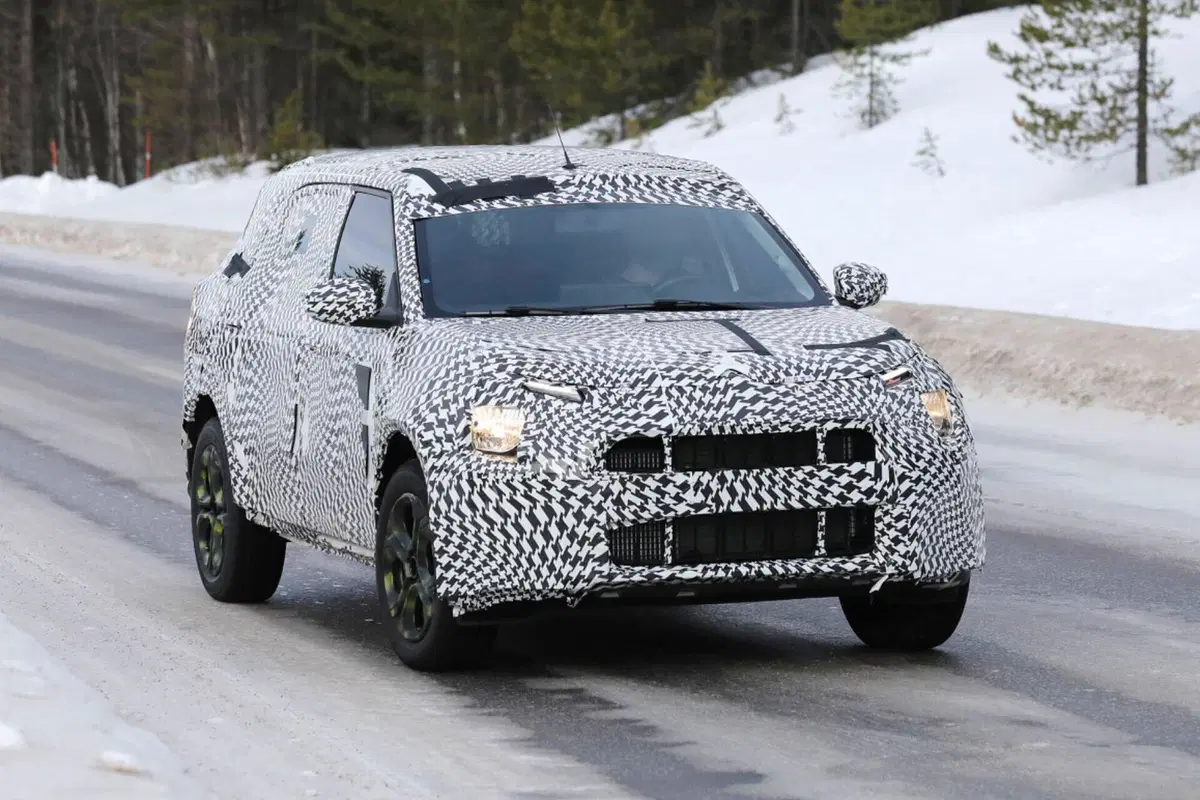Nuova Citroën C3 Aircross, sarà elettrica e ibrida (Mild-Hybrid) [Foto Spia] (8)