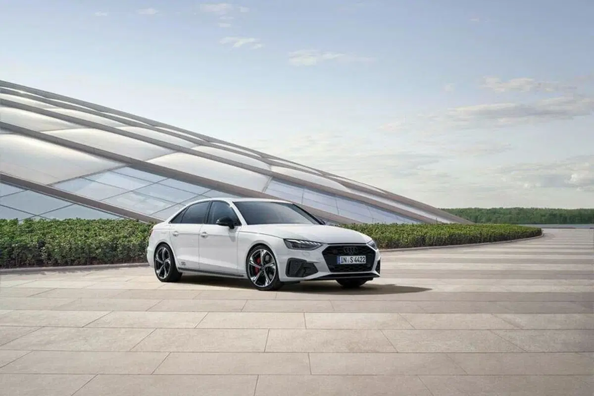 Audi S4 e S5 Black Edition