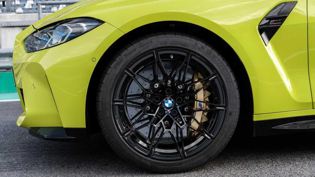 BMW Serie 4 Coupé M4 (8)