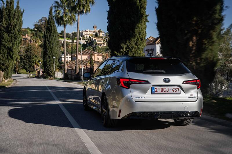 Toyota Corolla Touring Sport Full Hybrid: la station che &egrave; una bomba [VIDEO]