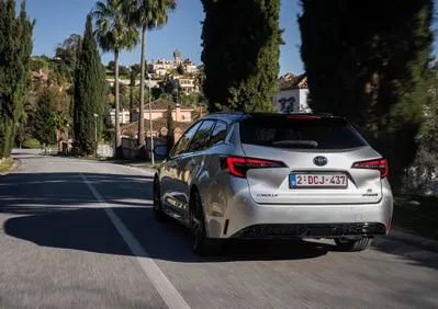 Toyota Corolla Touring Sport Full Hybrid: la station che è una bomba [VIDEO]