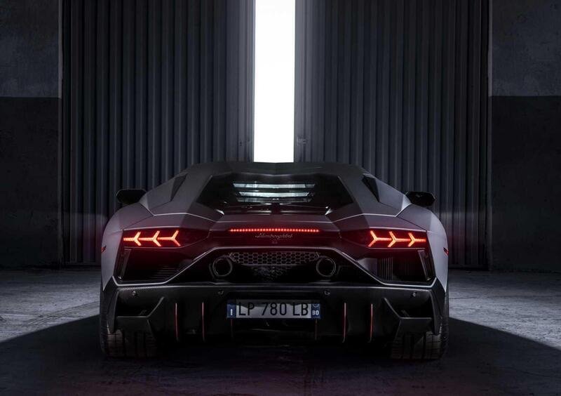Lamborghini Aventador Coupé (9)