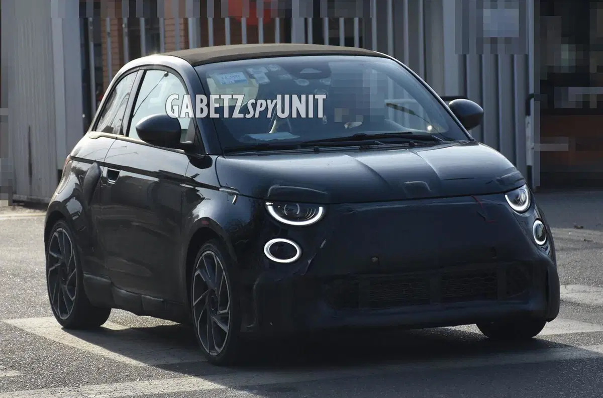 Abarth 500e, in arrivo la versione Cabrio [Foto Spia] (5)
