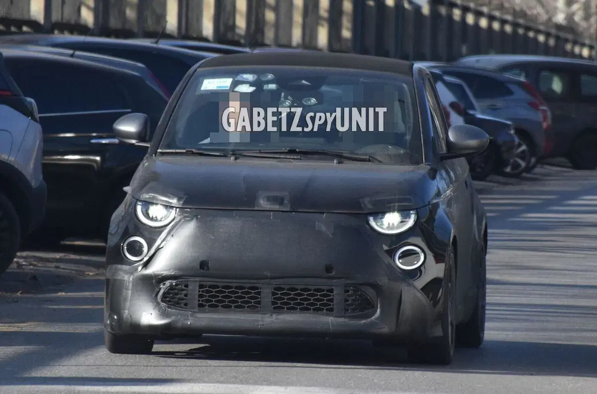 Abarth 500e, in arrivo la versione Cabrio [Foto Spia] (9)