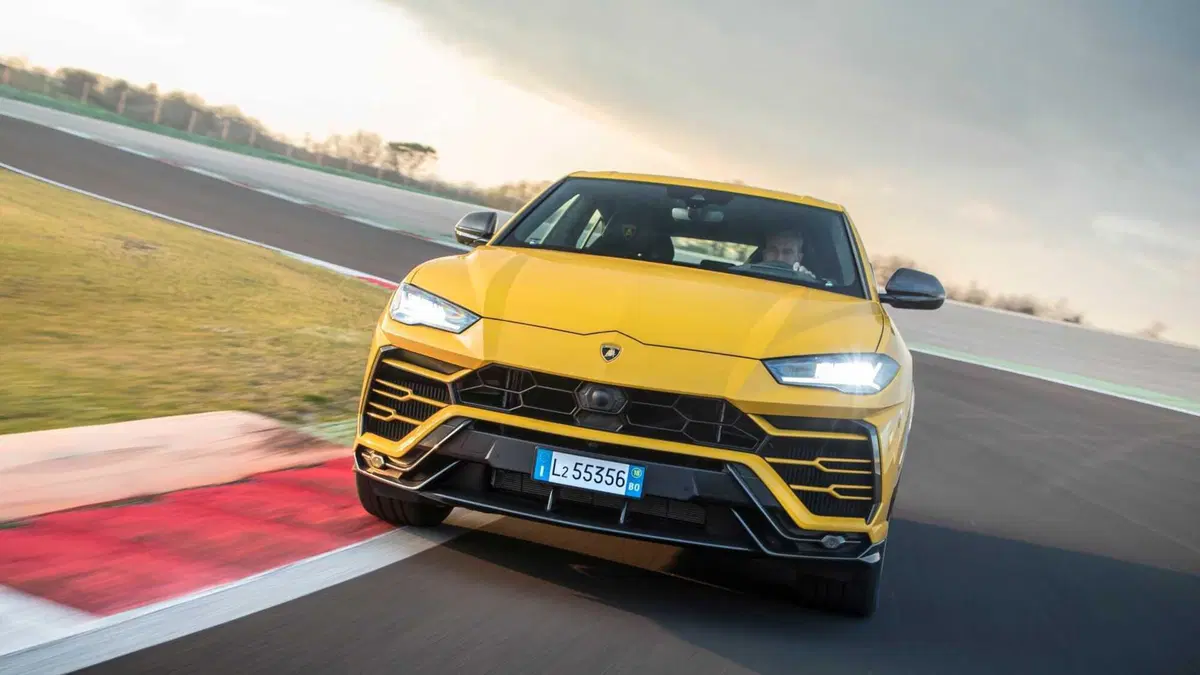 Lamborghini Urus (2017-->>) (11)