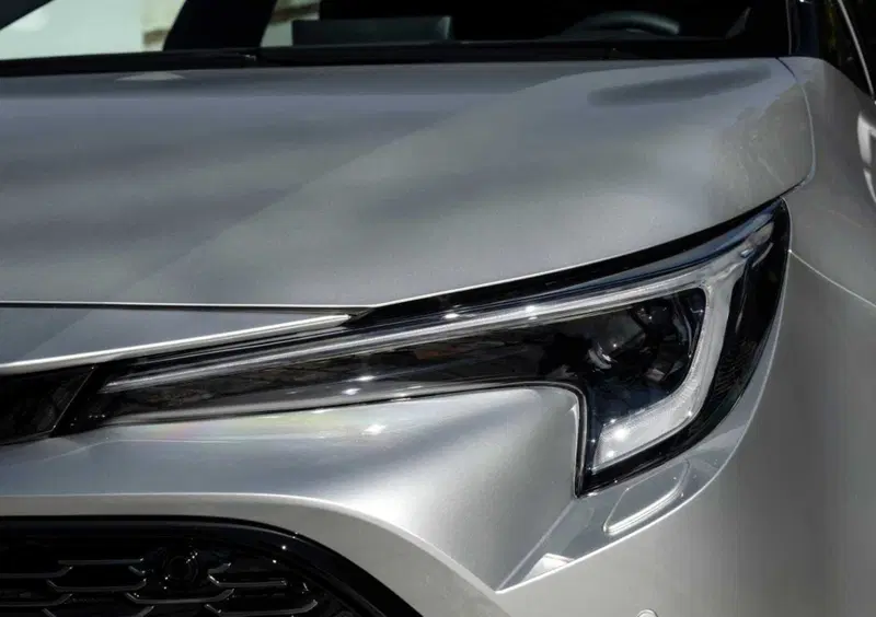 Toyota Corolla Touring Sports (2018-->>) (11)