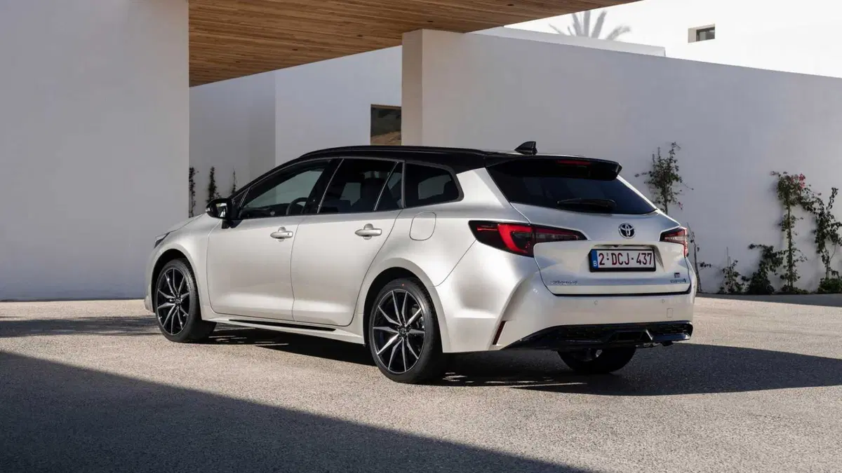 Toyota Corolla Touring Sports 1.8 Hybrid Style (5)