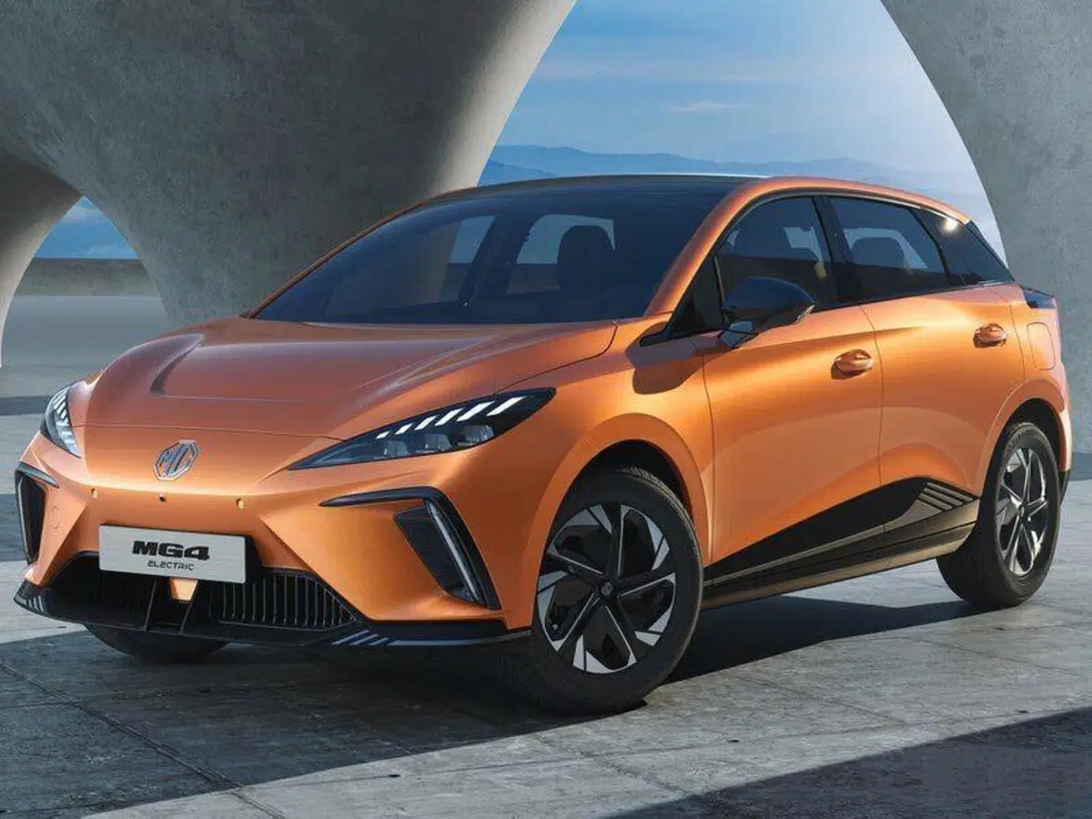 Scende in campo e le ha tutte contro: MG4 Electric top e flop (3)