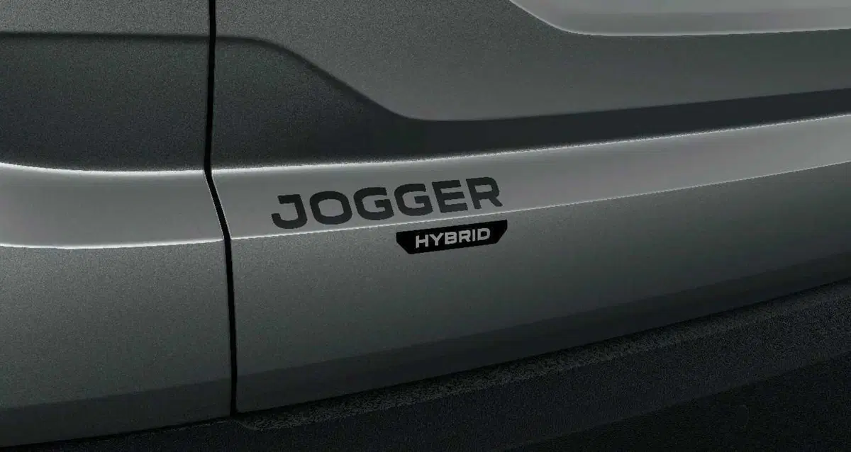 Dacia Jogger Hybrid 140 (2023) (20)